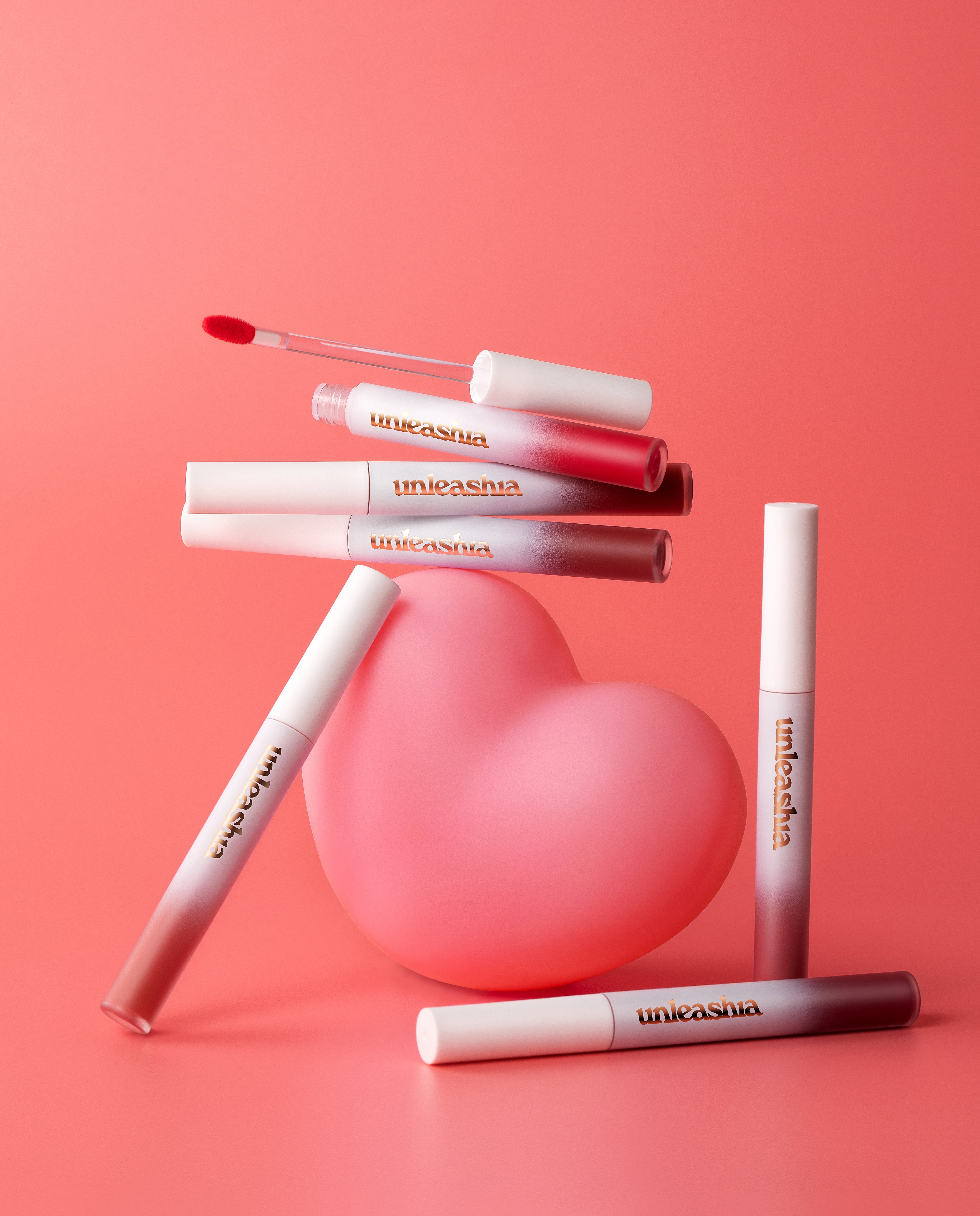 Unleashia Tint pentru buze Luv Hug Velvet N2 Mingle, 4g